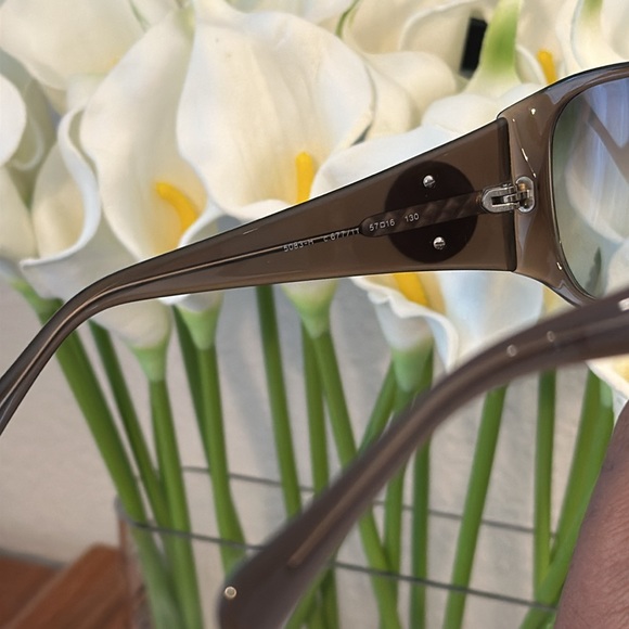 VINTAGE CHANEL Brown Gradient Pearl Cocomark Sunglasses 🕶️✨ - Picture 8 of 16